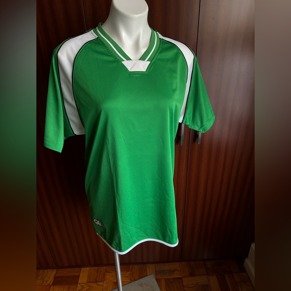 PACIFIC FLYER Jersey Shirt Size M.Armpit to armpit 22.5”.Never wore